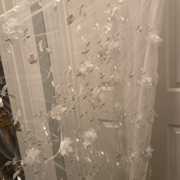 Elegant White Jumpsuit with Lace Train lulus size large - Picture 7 of 7